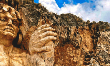 Paisaje impresionante en la Morada de los Dioses durante un paseo en cuatrimoto.