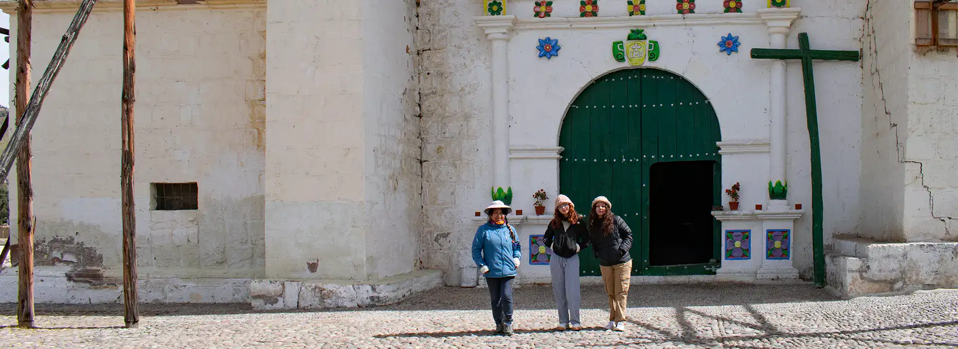 Iglesia Madrigal Colca-Turismo Liberty