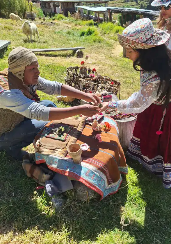 Turistas viviendo la experiencia del Colca