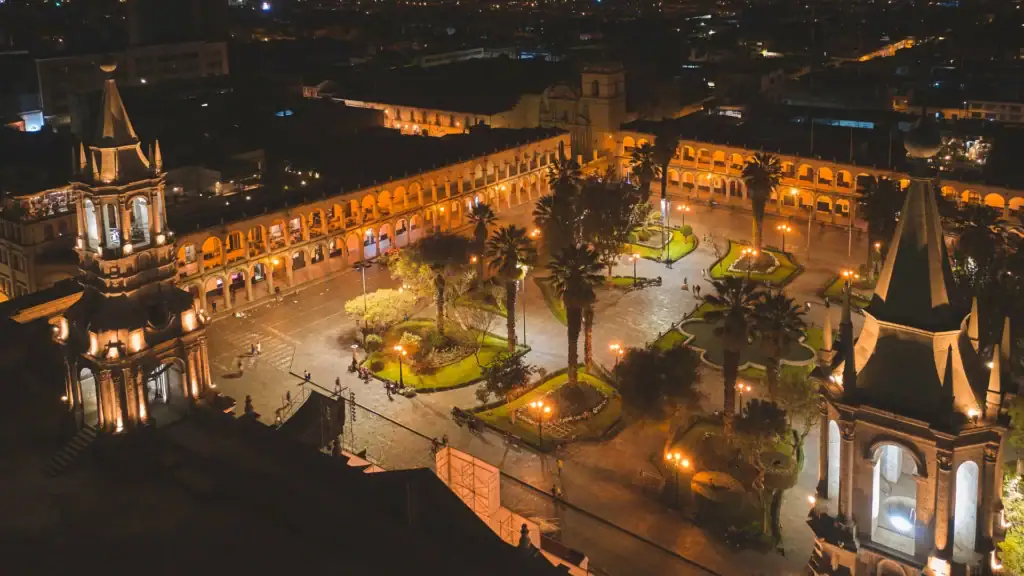 plaza de armas arequipa 2026