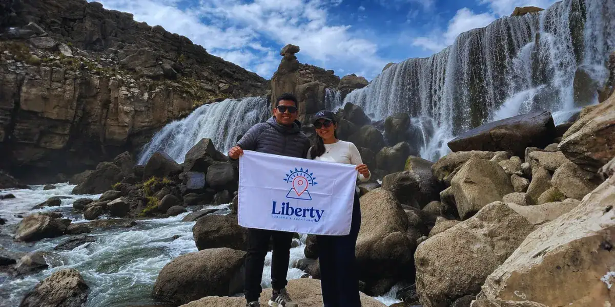 Vicuñas Reserva Salinas Aguada Blanca Arequipa 2026 — Turismo Liberty