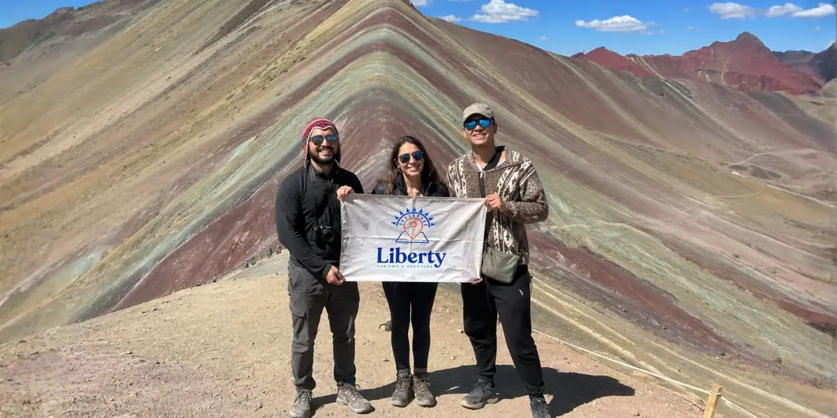 Montaña 7 Colores Cusco 2026 — Turismo Liberty
