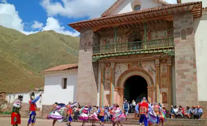 Iglesia de Andahuaylillas en la Ruta del Sol Cusco Puno